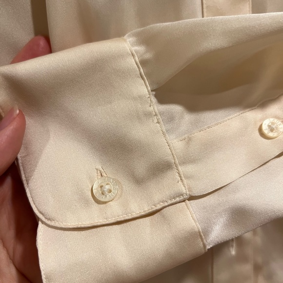 Ralph Lauren Silky Button Up - Picture 2 of 5